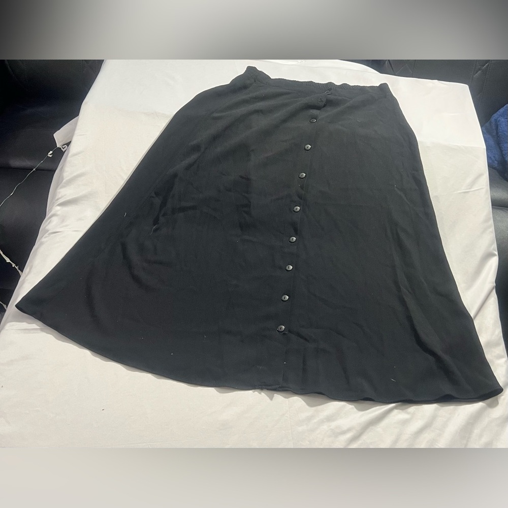 Kathy Ireland Classic Black A-Line Skirt